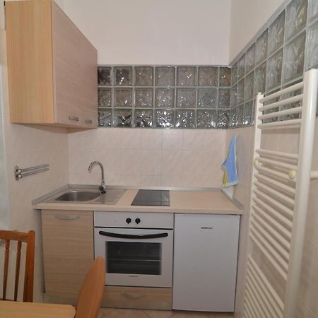 Апартаменты Apartman-Soba - Studio Бузет Экстерьер фото