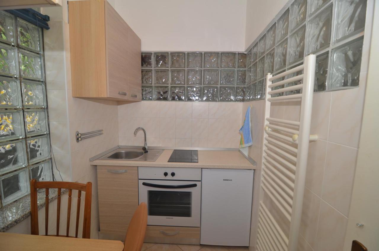Апартаменты Apartman-Soba - Studio Бузет Экстерьер фото